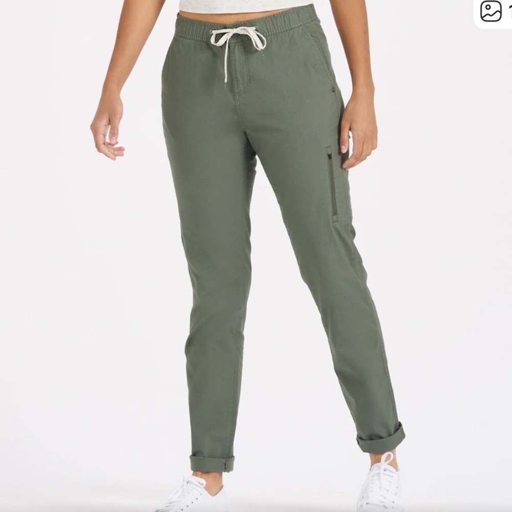 Vuori Olive Green Drawstring Jogger Pants
